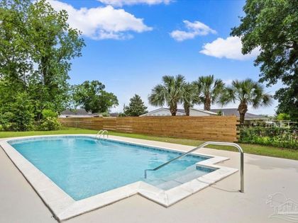 635 Whitney Dr Pensacola, FL 32503