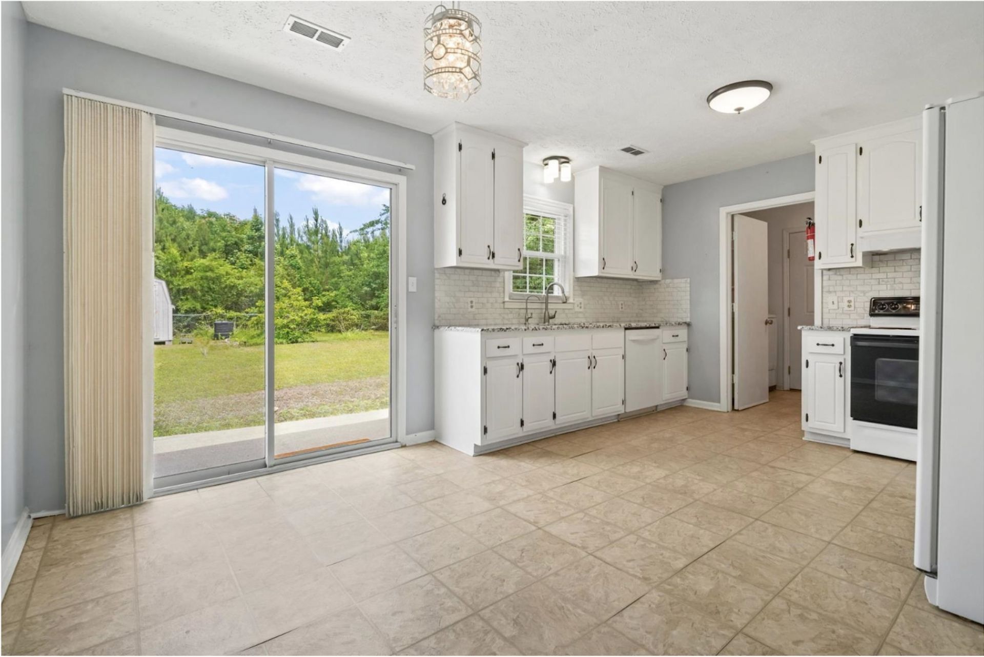 620 Mammie Dr.  Photo 4