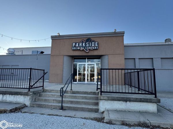 2601 Madison Avenue, Burlington, IA 52601