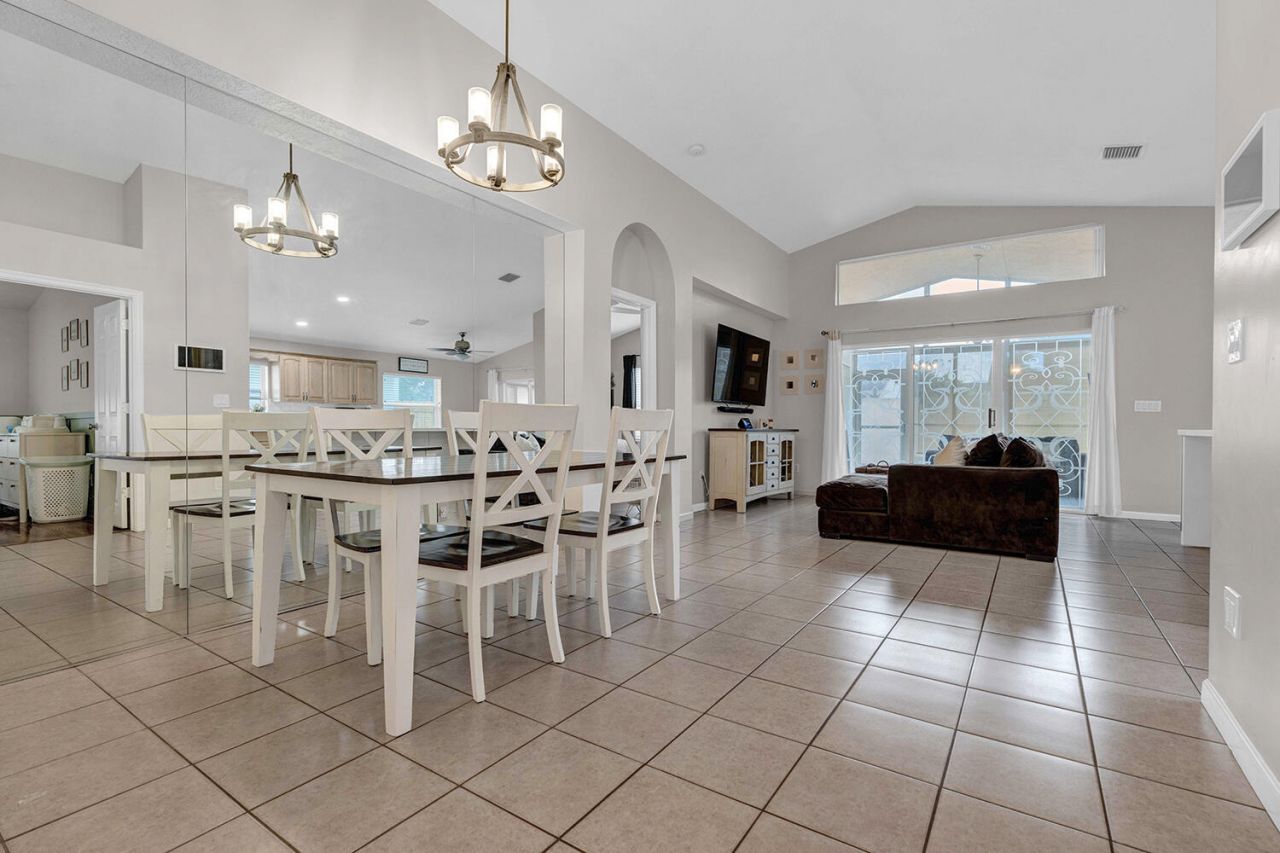 22925 Sterling Lakes Drive, Boca Raton, FL 33433 Photo