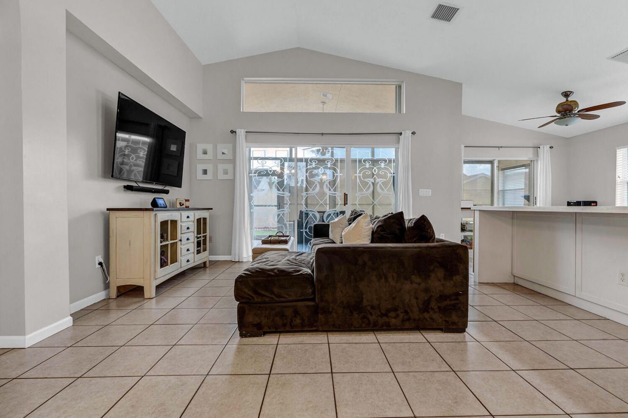 22925 Sterling Lakes Drive, Boca Raton, FL 33433 Photo