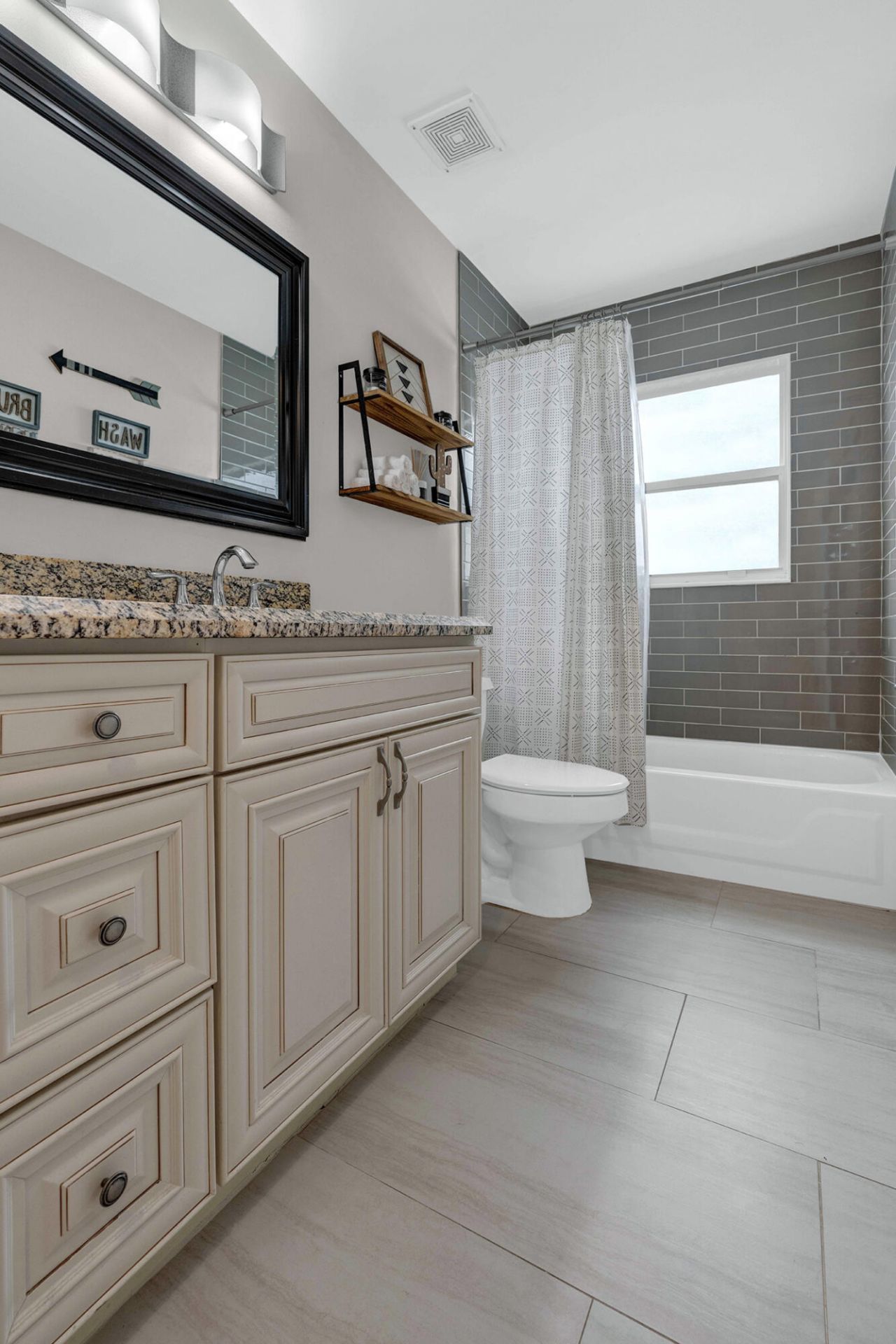 22925 Sterling Lakes Drive, Boca Raton, FL 33433 Photo