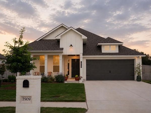 7909 Townsend Drive, Waco, TX 76708
