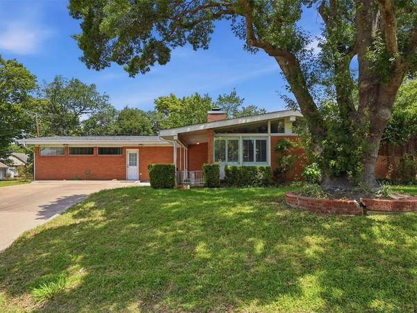 8324 Doreen Avenue, Fort Worth, TX 76116