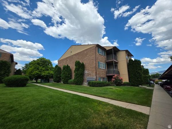 4150 S OAK MEADOWS DR, Unit 30, Taylorsville, UT 84123