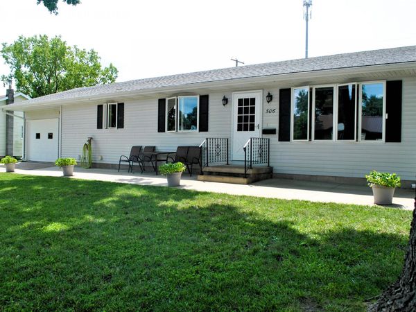 506 N Second Street, Guttenberg, IA 52052