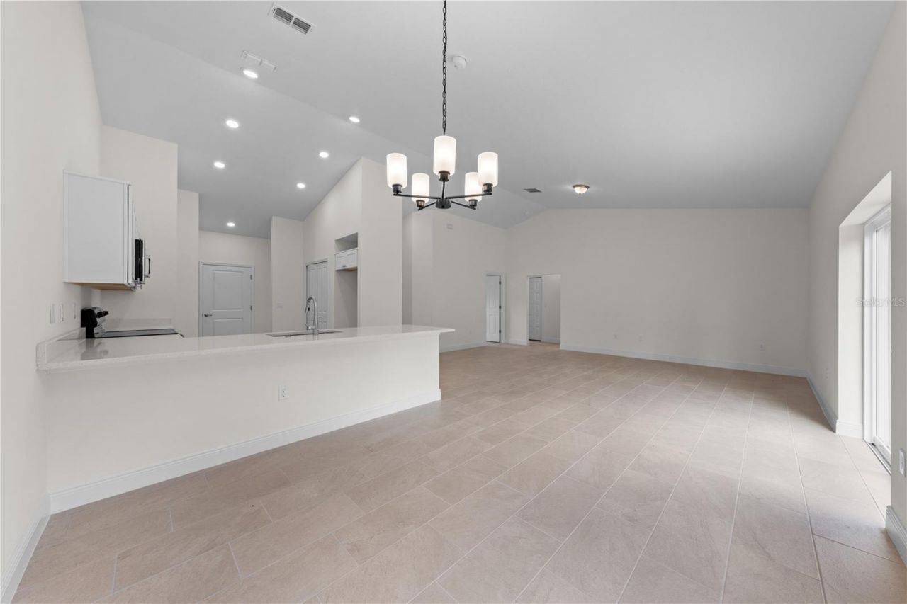 121 S Canoe Creek Road, Kenansville, FL 34739 Photo