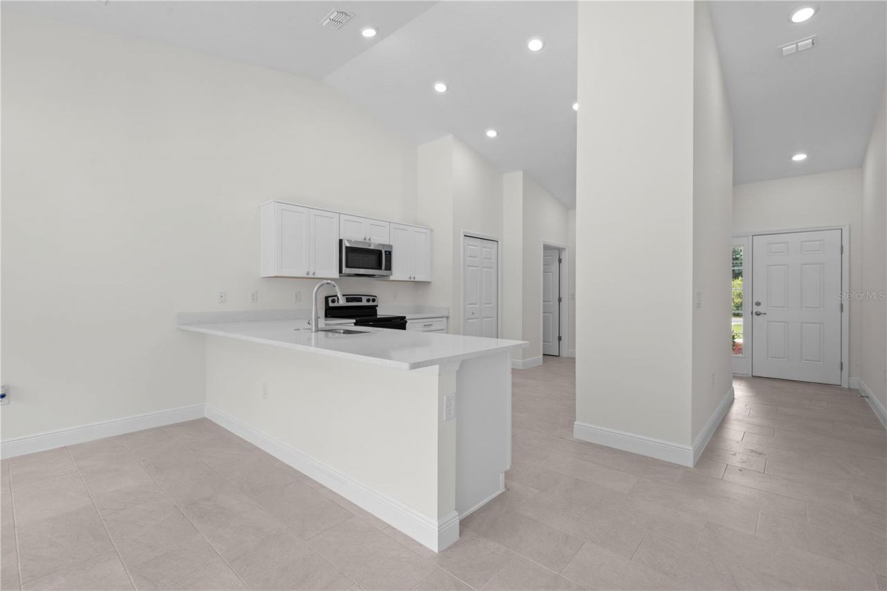 121 S Canoe Creek Road, Kenansville, FL 34739 Photo