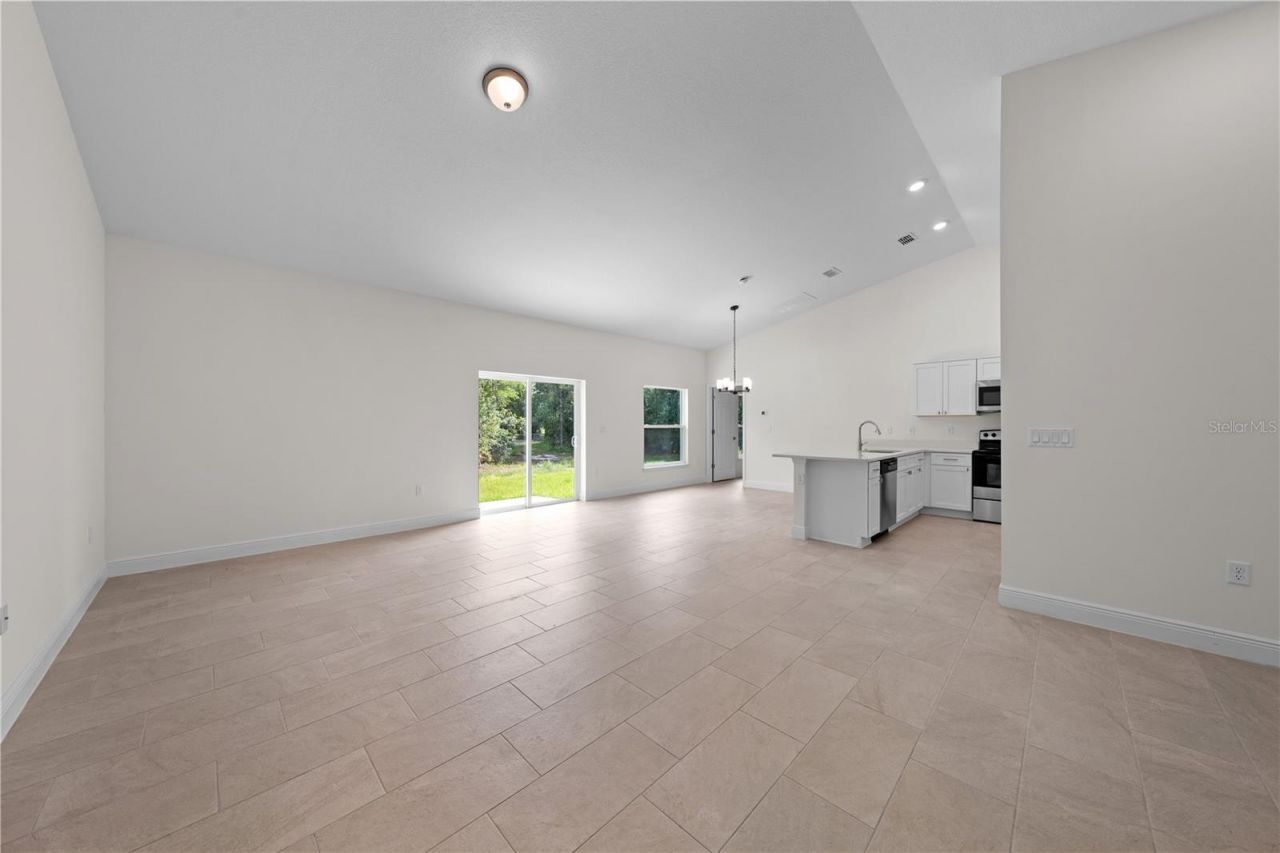 121 S Canoe Creek Road, Kenansville, FL 34739 Photo