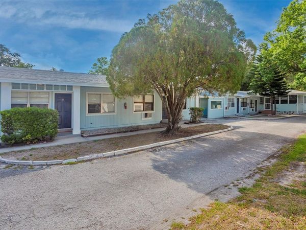 1102 SUNSET POINT ROAD , CLEARWATER, FL 33755