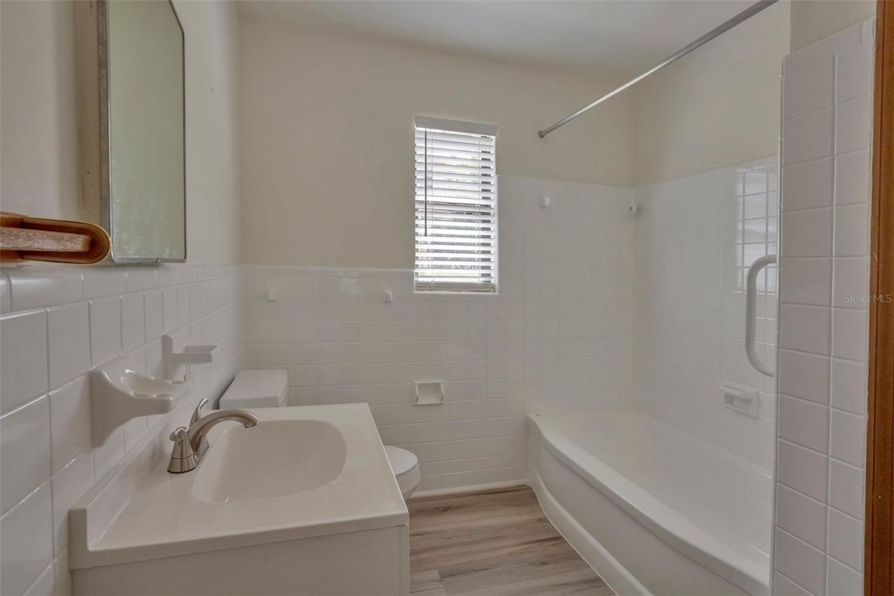 1102 Sunset Point Road, Clearwater, FL 33755 Photo