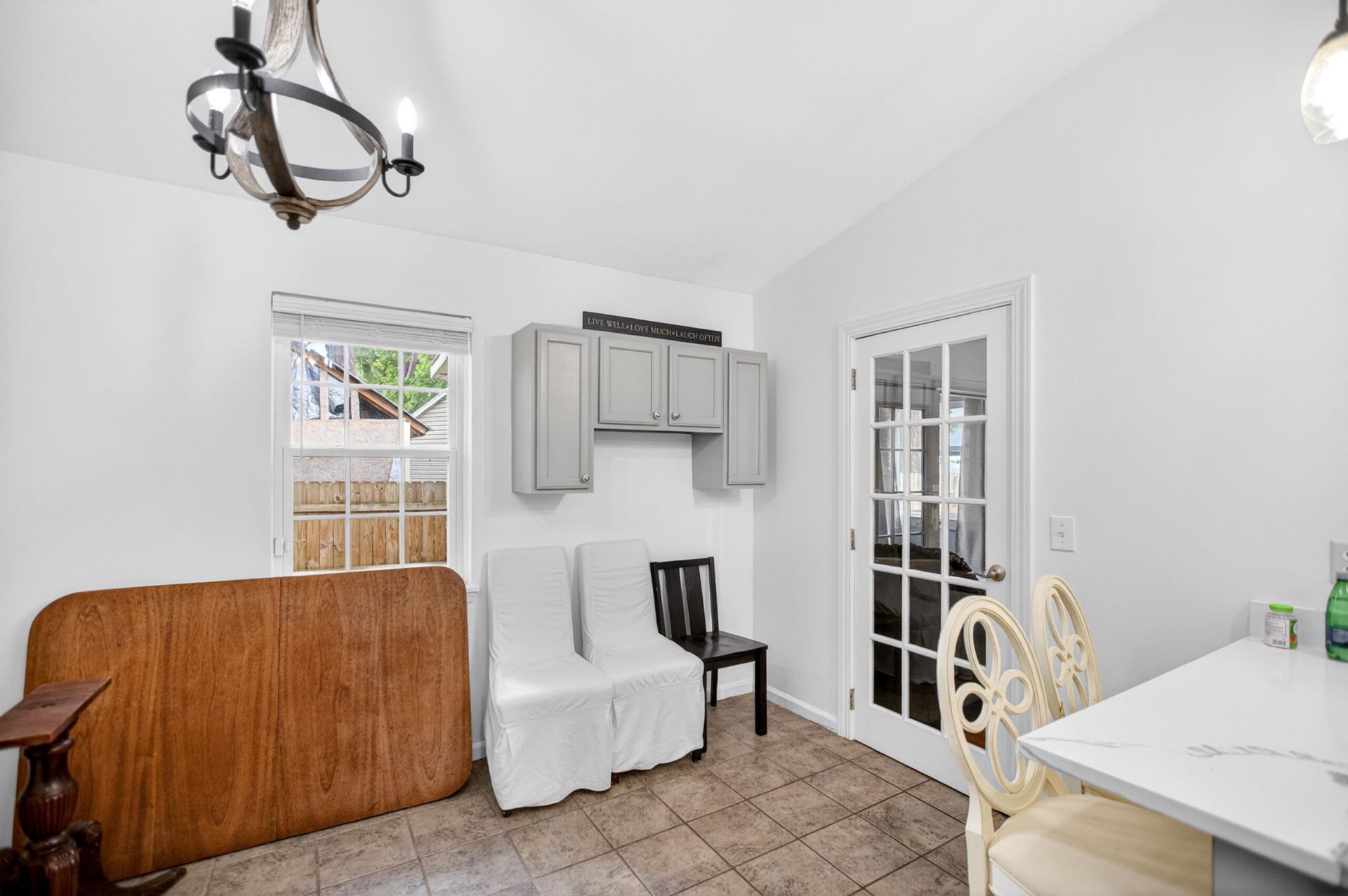 6 Duchess Court Photo 11