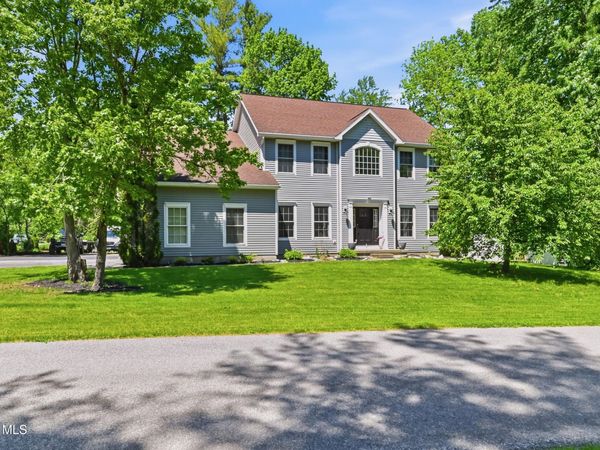 2 Magnolia Lane, Ballston Lake, NY 12019