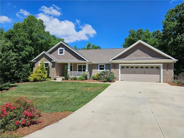 1045 Shenandoah Trail, Boonville, NC 27011