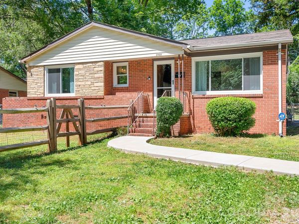 3960 Bristol Drive , Charlotte, NC 28208