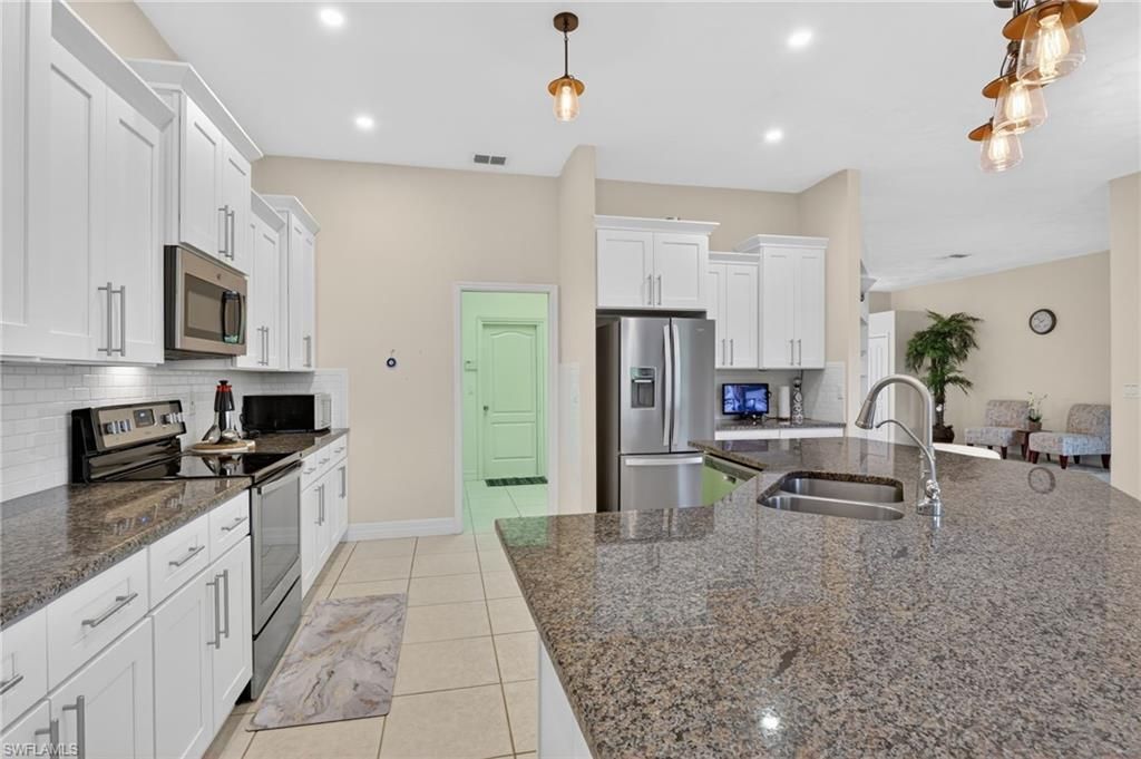 6817 Eagle St, Fort Myers, FL 33966 Photo