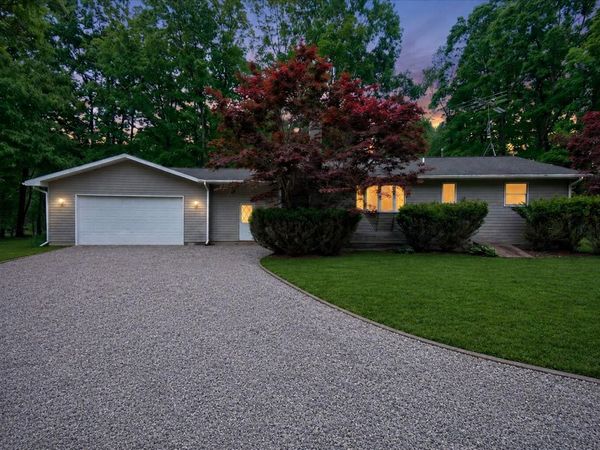 3076 Senator Road, Sheridan, MI 48884