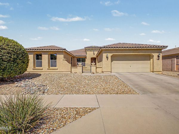 26919 N GIDIYUP Trail, Phoenix, AZ 85085
