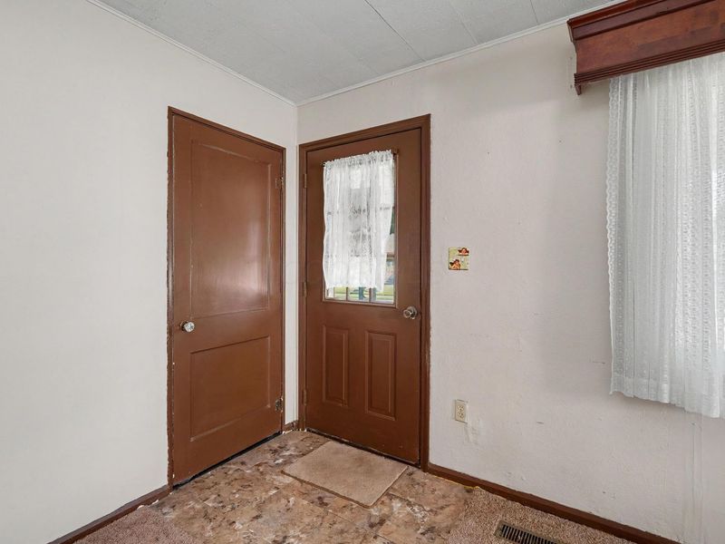 3621 Cleveland Avenue , Dayton, OH 45410 Photo 6