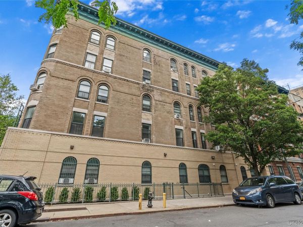 313 W 143rd Street, Unit 3C, New York (Manhattan), NY 10030