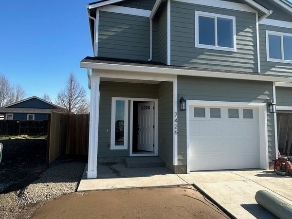 7422 Denman Court, White City, OR 97503