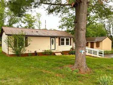 400 SIXTH STREET , LURAY, VA 22835