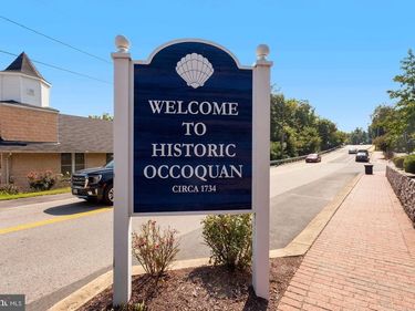 1541 COLONIAL DRIVE , Unit 103, WOODBRIDGE, VA 22192