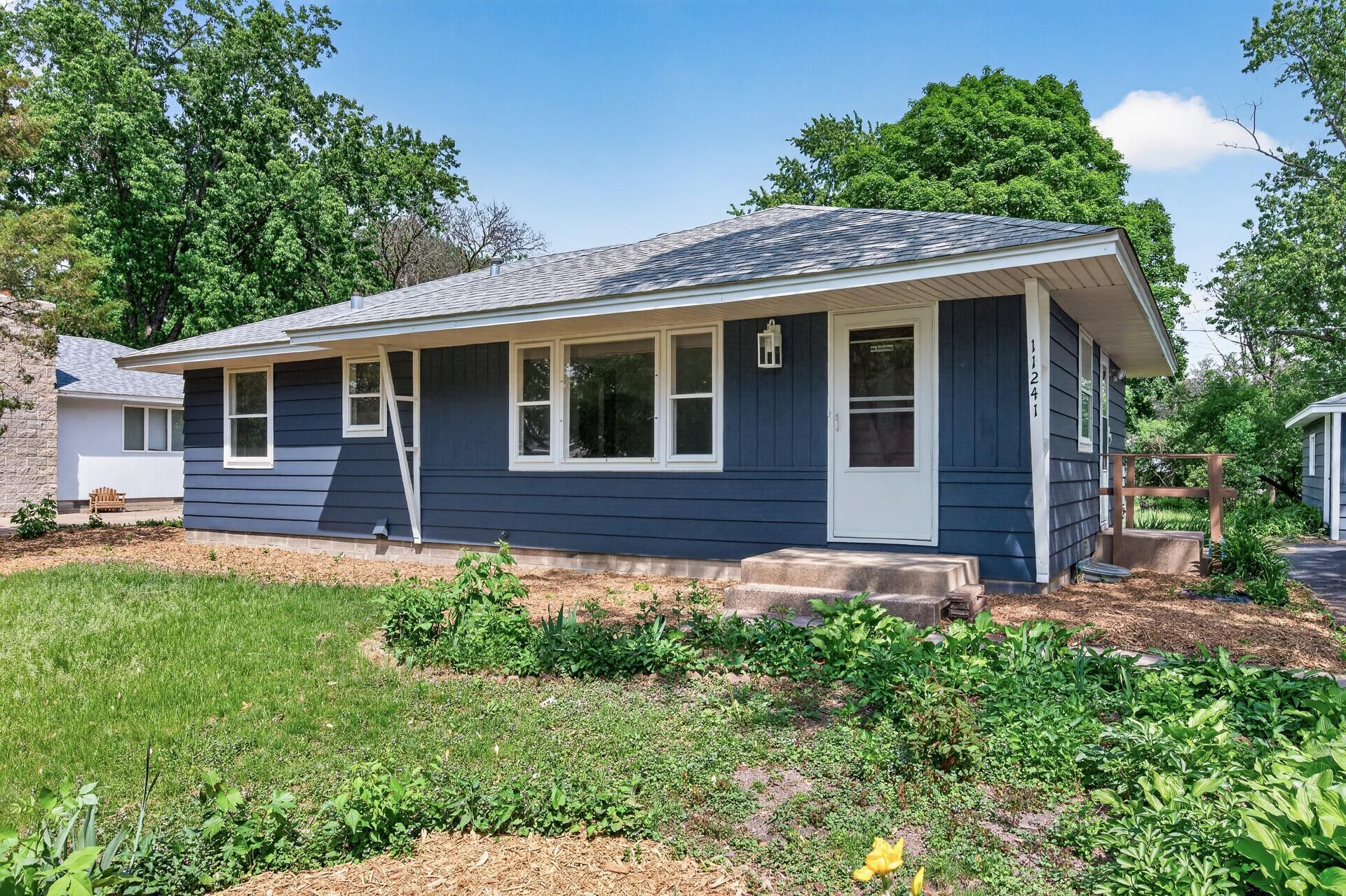 11241 Norway Street NW Coon Rapids, MN 55448