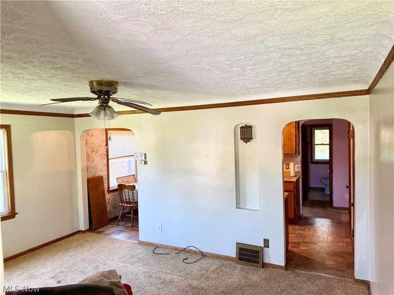 2427 Fortune Avenue, Parma, OH 44134 Photo 3