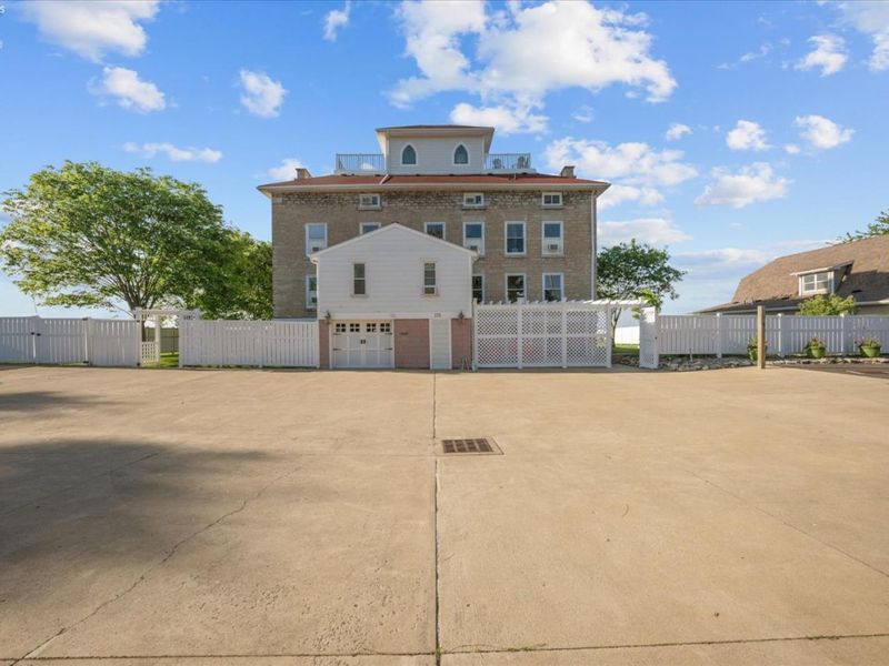 133 Clemons Street, Marblehead, OH 43440 Photo 3