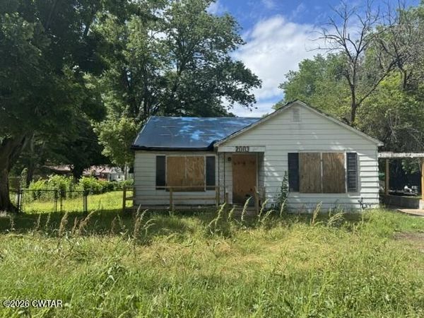 2003 Campbell Street , Humboldt, TN 38343