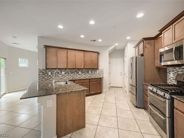 1151 Bobby Basin Avenue, Henderson, NV 89014