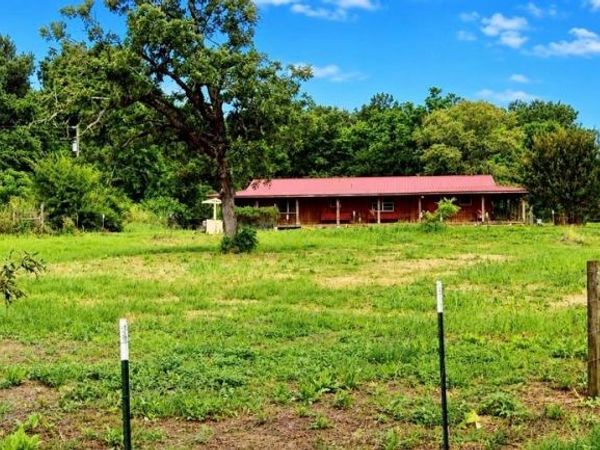 3169 Fm 556, Pittsburg, TX 75686