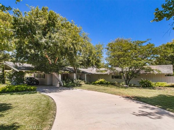 5238 Twin Oaks, Hidden Hills, CA 91302
