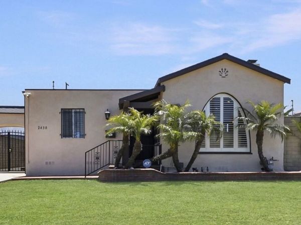 2430 W 77th Street, Inglewood, CA 90305