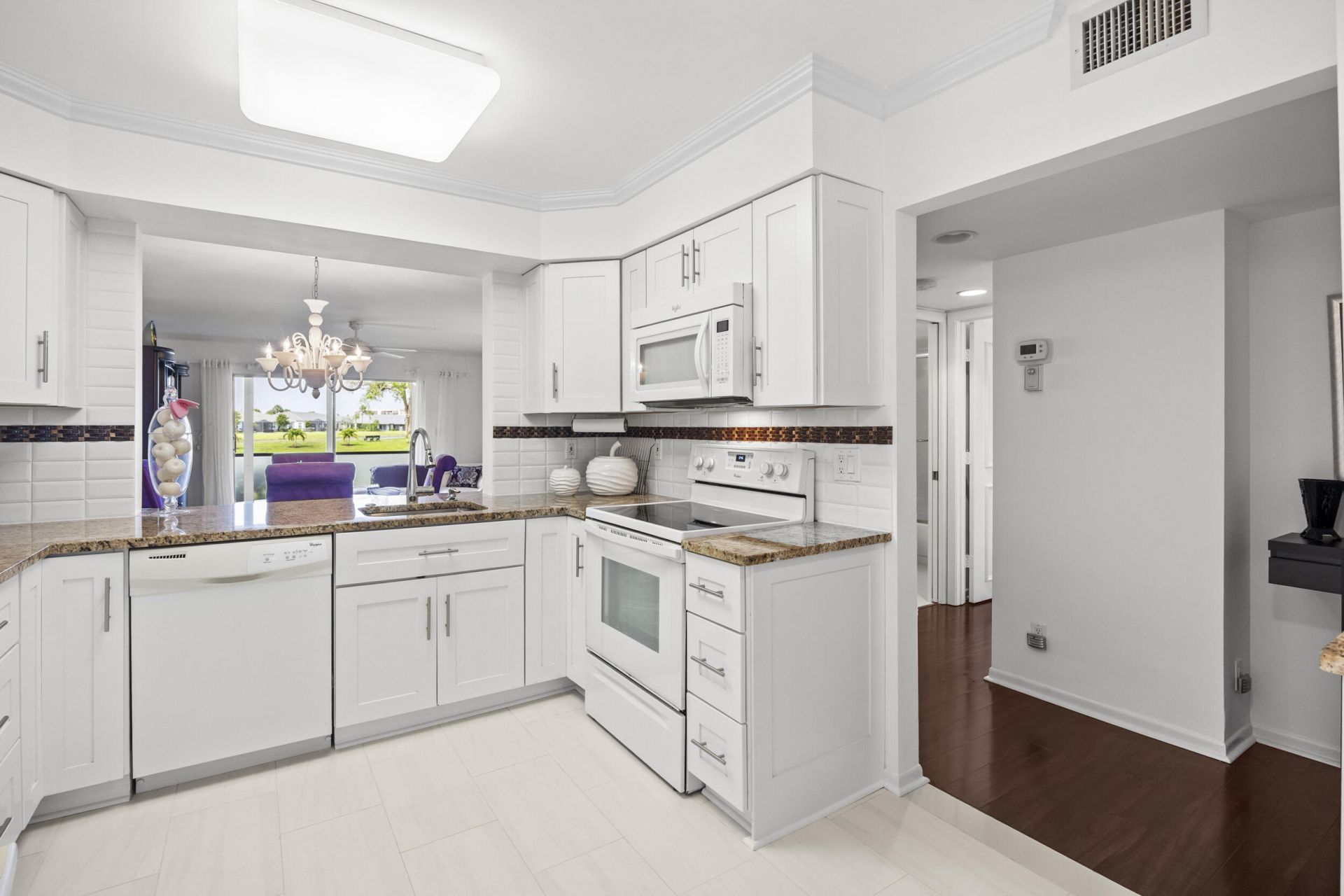 7146 Huntington Lane, Unit 105, Delray Beach, FL 33446 Photo