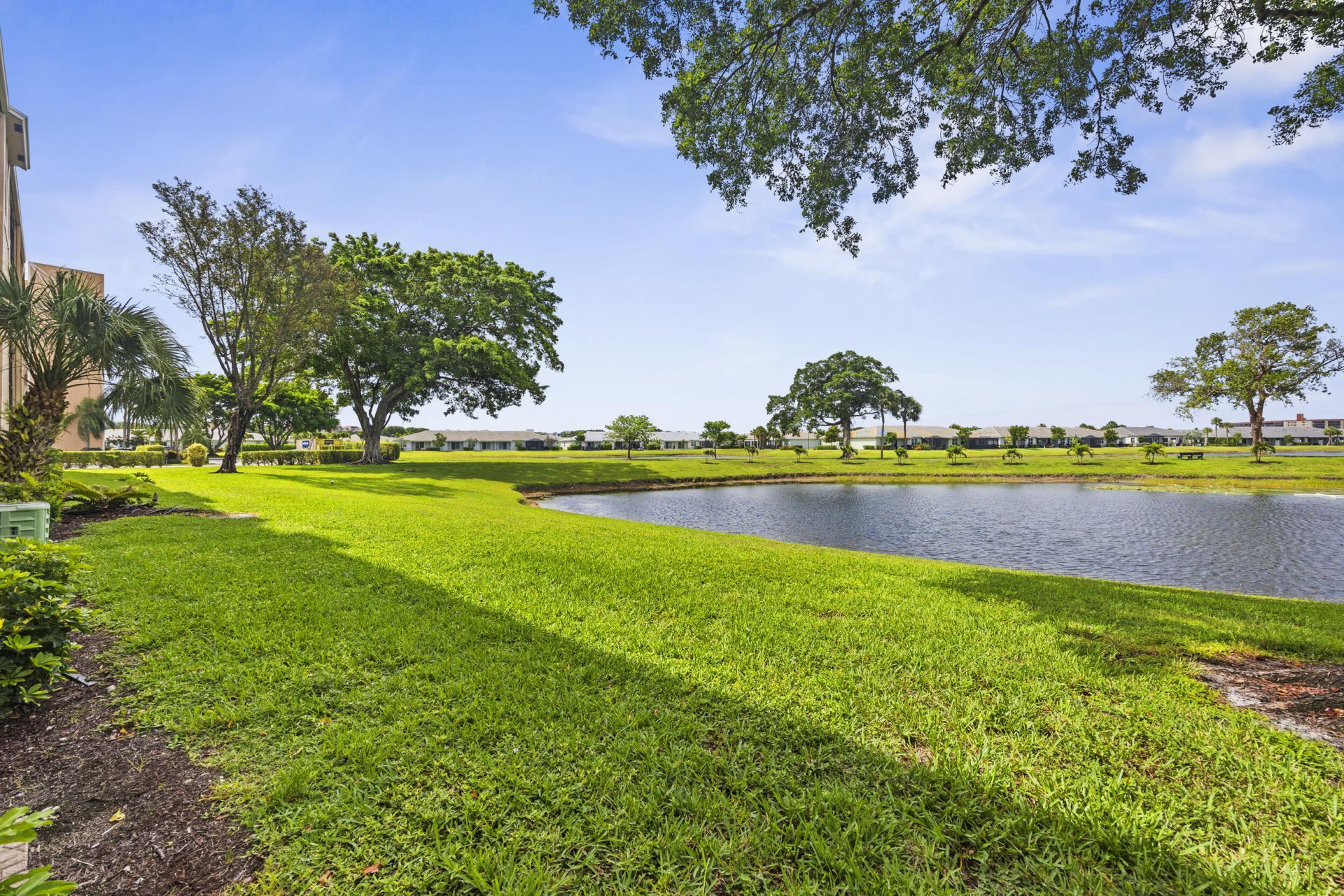 7146 Huntington Lane, Unit 105, Delray Beach, FL 33446 Photo