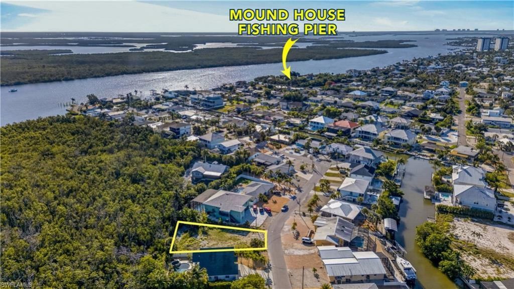 311 Donora Blvd, Fort Myers Beach, FL 33931 Photo