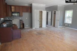 177 Graceland Court  photo 4