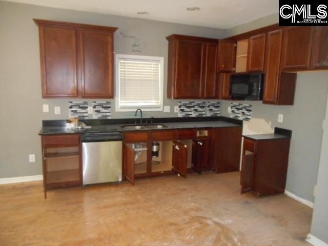 177 Graceland Court  Photo 4