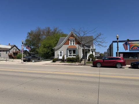 Main Photo