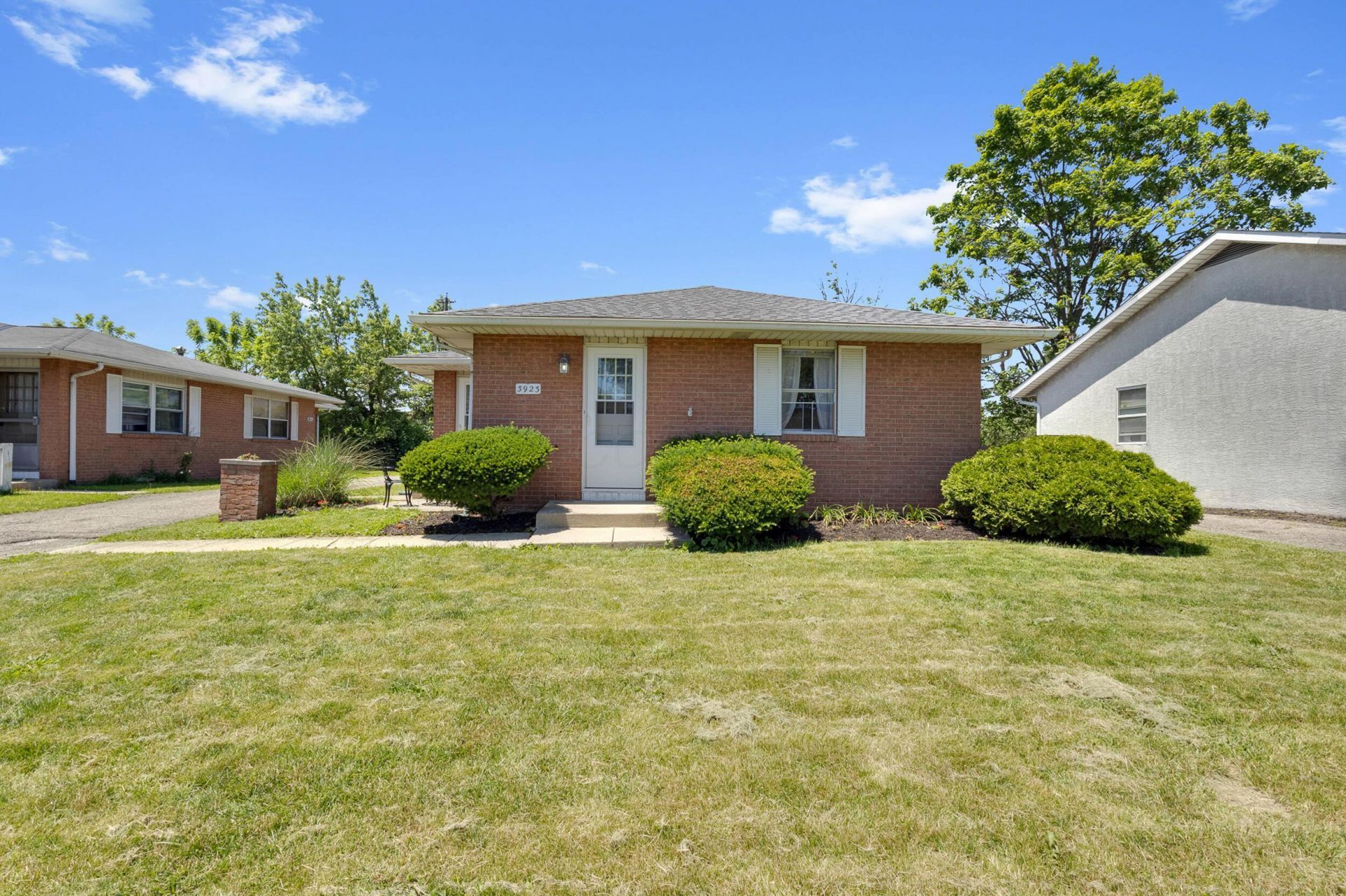 3923-3925 Beulah Road, Columbus, OH 43224 Main Photo