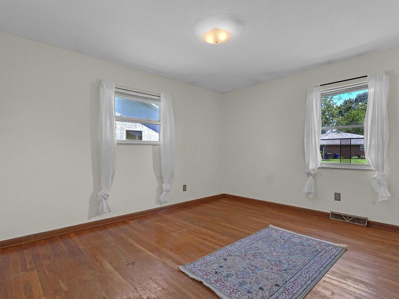 3923-3925 Beulah Road, Columbus, OH 43224 Photo 5