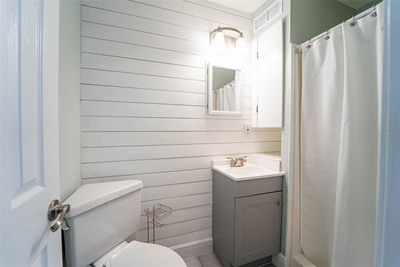 4825 Floramar Terrace, New Port Richey, FL 34652 Photo