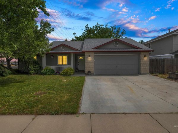 12231 W Driftwood Dr, Boise, ID 83713