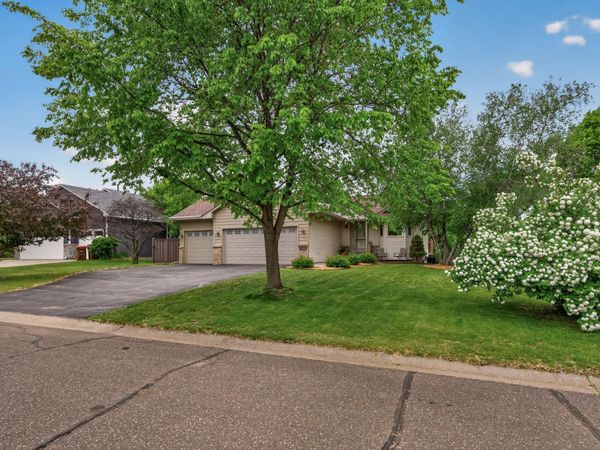 7854 Isleton Avenue S, Cottage Grove, MN 55016