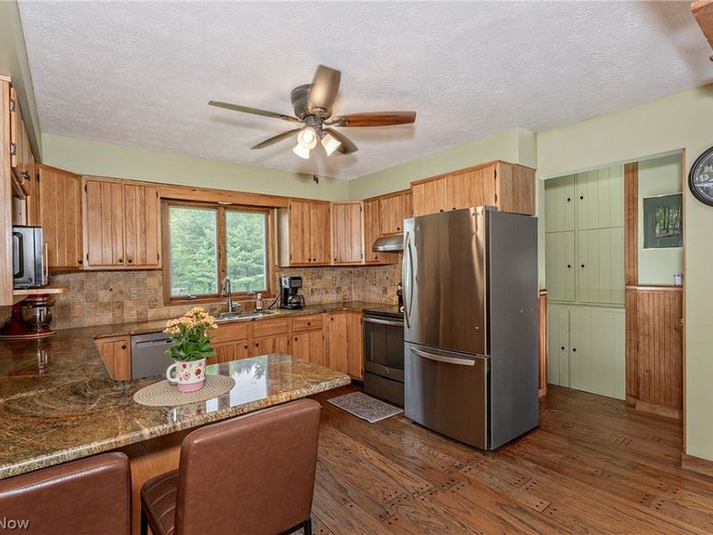8635 Crow Road, Litchfield, OH 44253 Photo 11