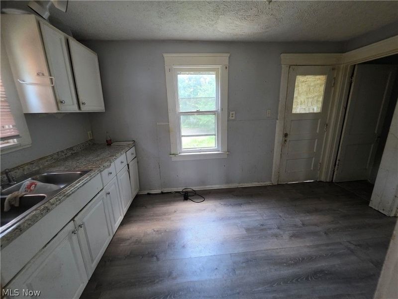 4289 E 136th Street, Cleveland, OH 44105 Photo 9