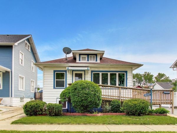 438 Lewis Street , Hammond, IN 46320