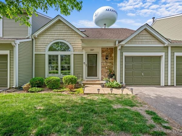2107 Teton Parkway , Algonquin, IL 60102